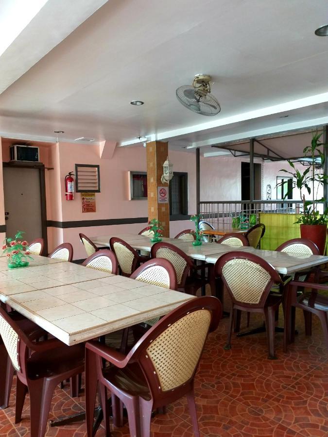 Sola Eleganza Apartelle 奎松市 外观 照片