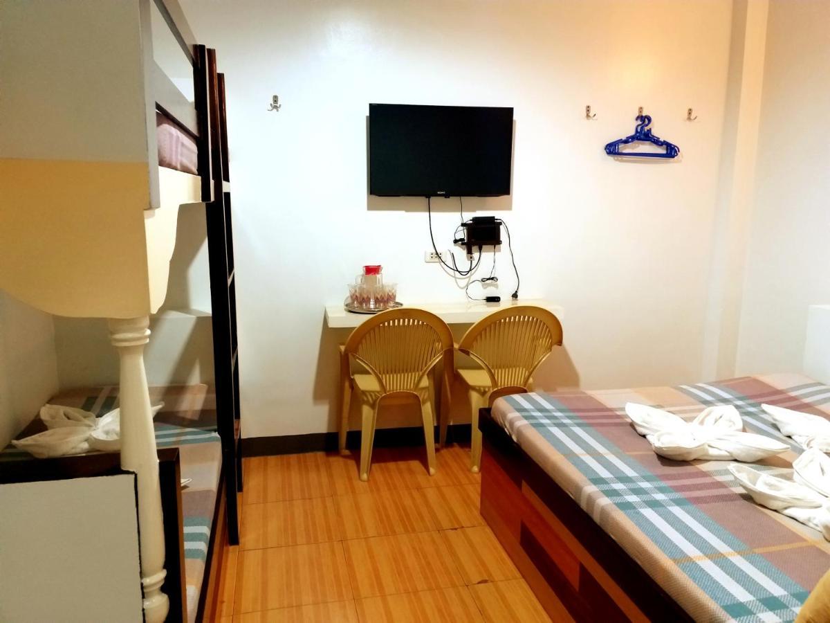Sola Eleganza Apartelle 奎松市 外观 照片