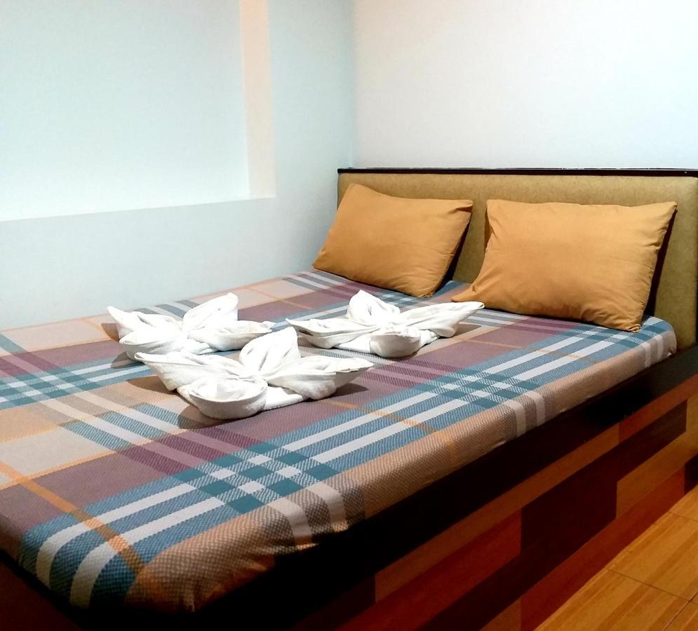 Sola Eleganza Apartelle 奎松市 外观 照片